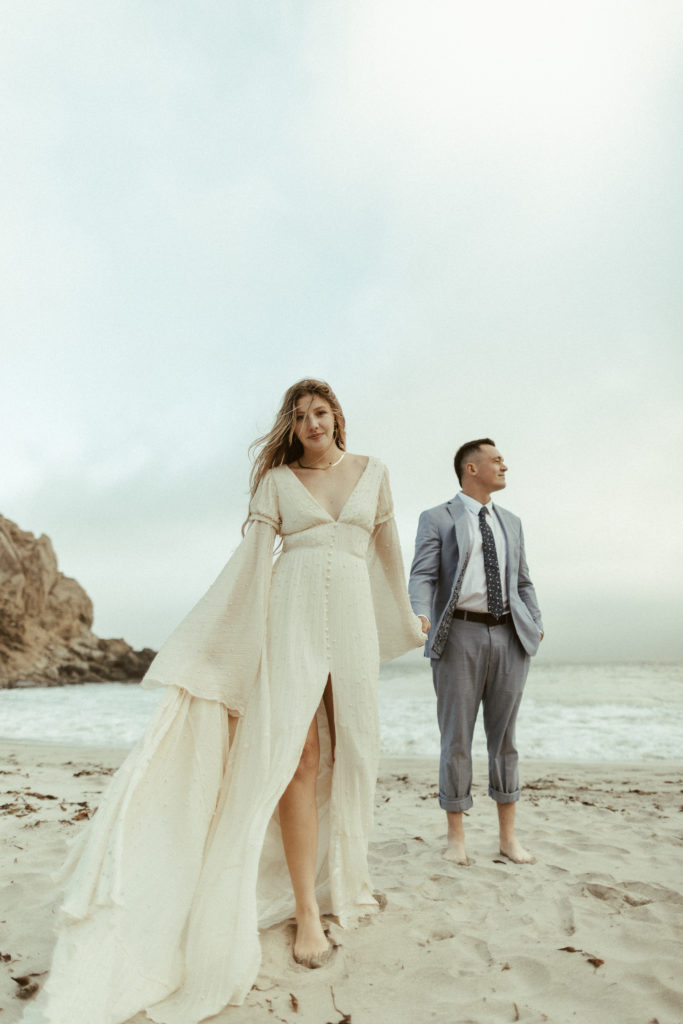 beach elopement wedding natural posing and prompt ideas clients engaged comfortable
