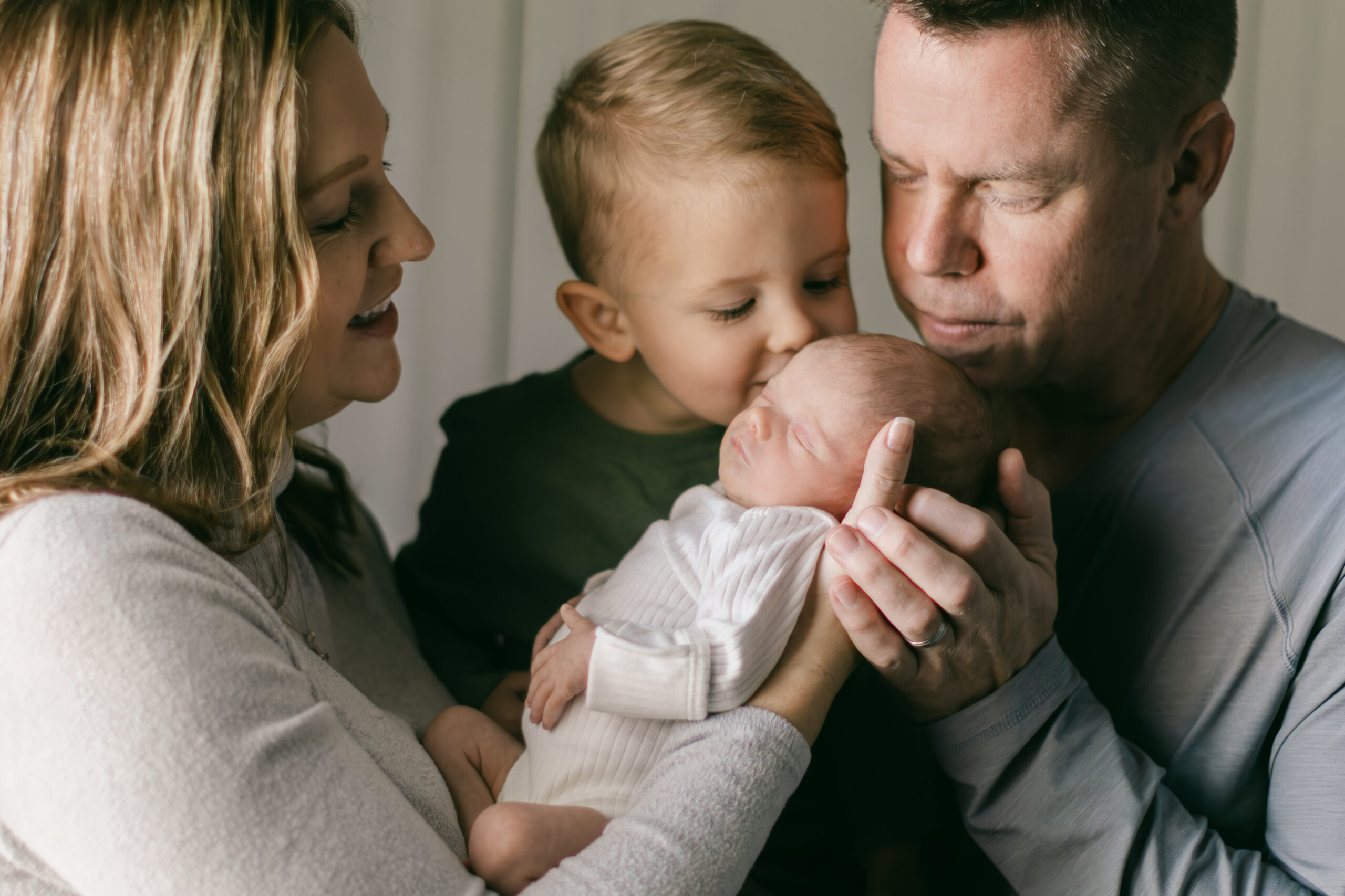 The Benefits of In-Home Newborn Sessions