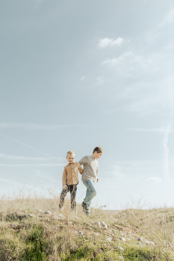 Reimagine family photos with nature-inspired moments of childhood and freedom.