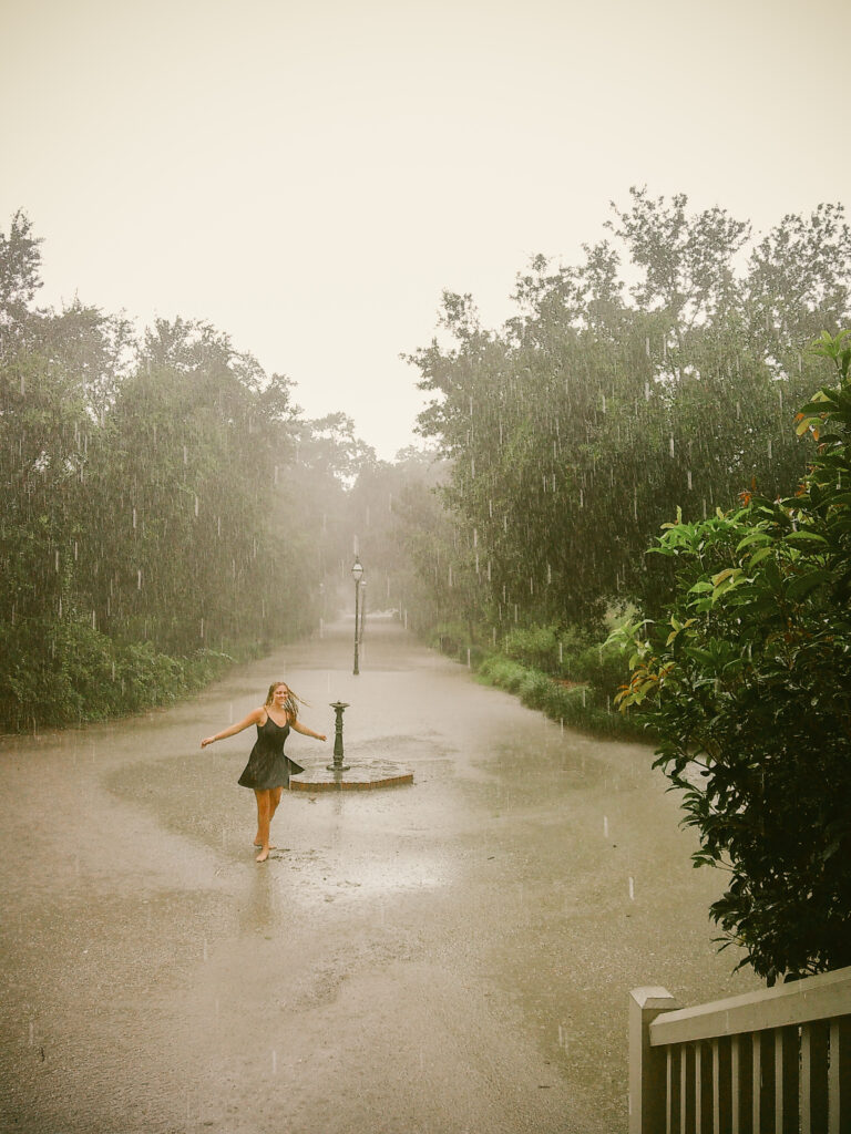 joyful rain wedding moment 6 Wedding Red Flags