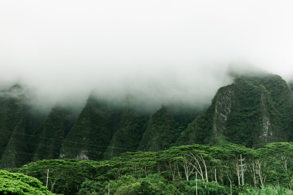 Koʻolau Mountains covered in tropical clouds