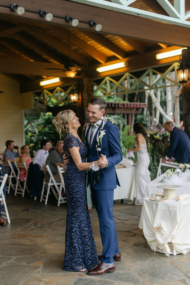 Groom dancing with his mother